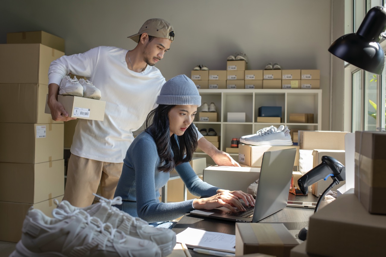 How to choose a registrar